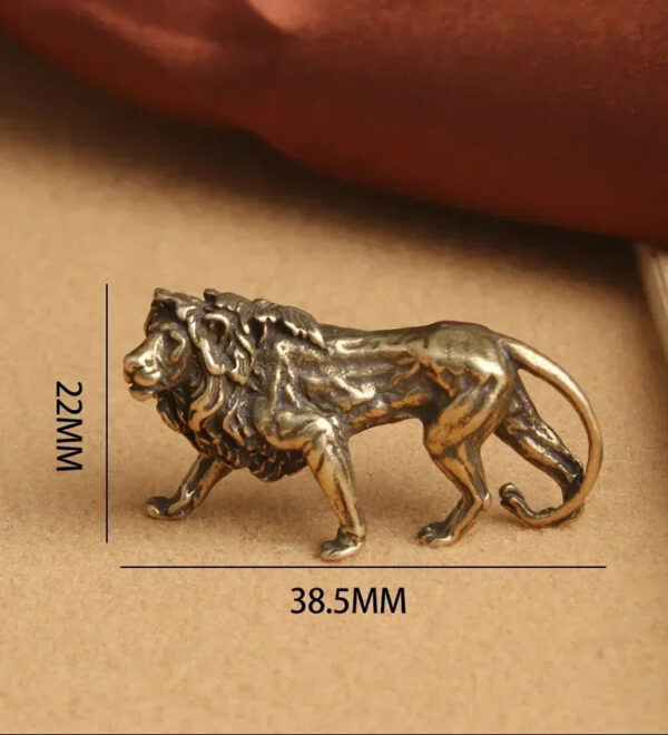 Pure Copper Majestic Lion King Figurtine